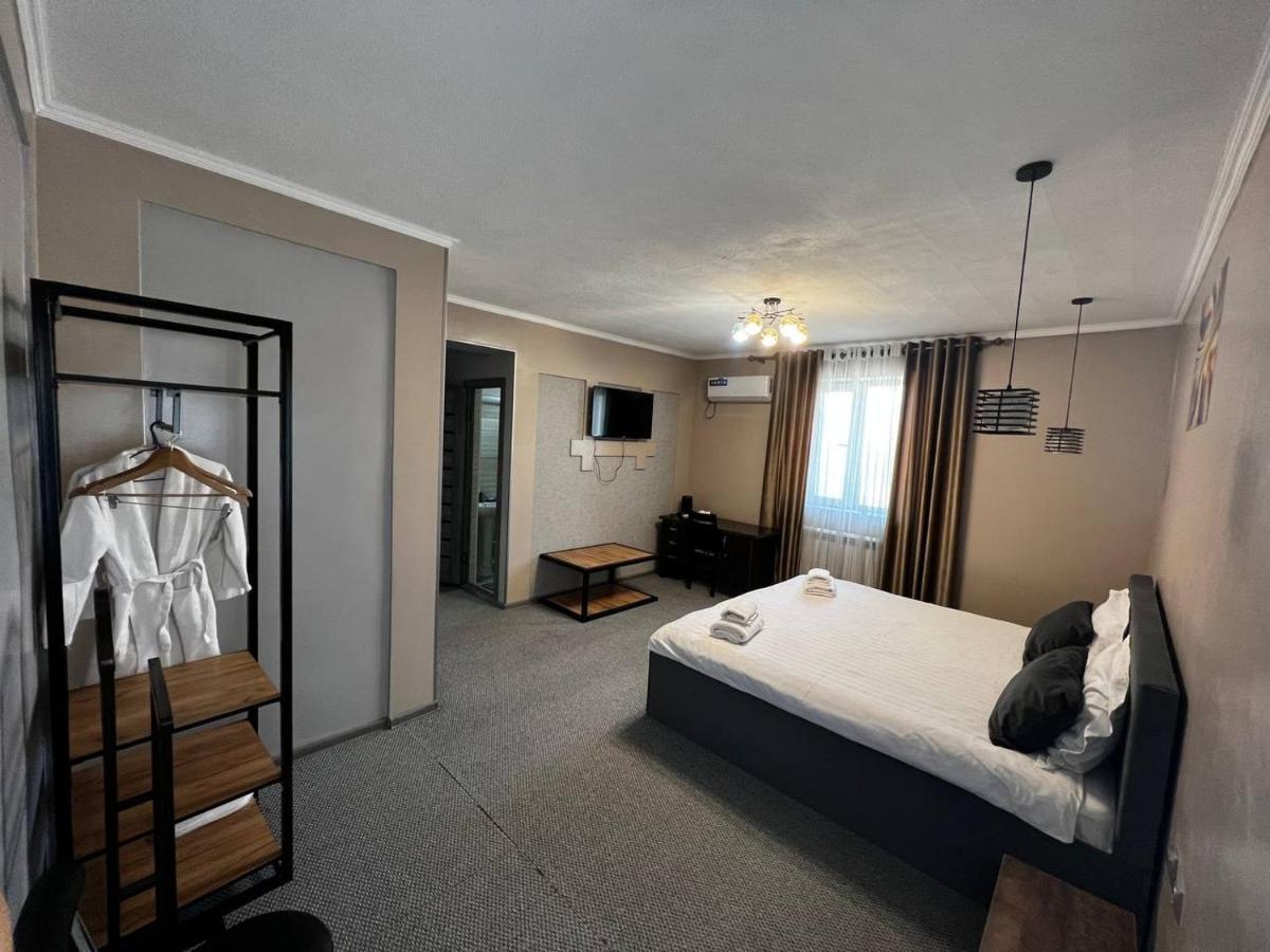 Ave Hotel ออช ภายนอก รูปภาพ